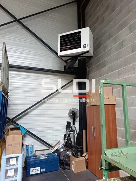 Bureau dans Genas à louer - Photo de l’immeuble – Image 2 sur 15