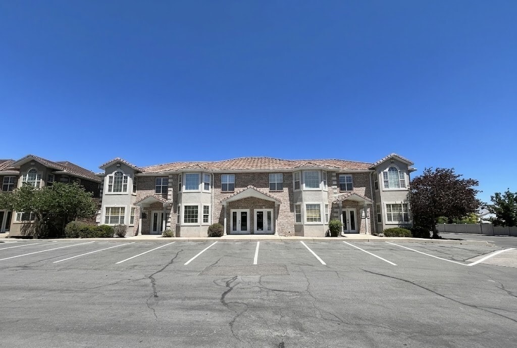 8823 S Redwood Rd, West Jordan, UT 84088 - Lot B - - Photo intérieure - Image 1 of 4