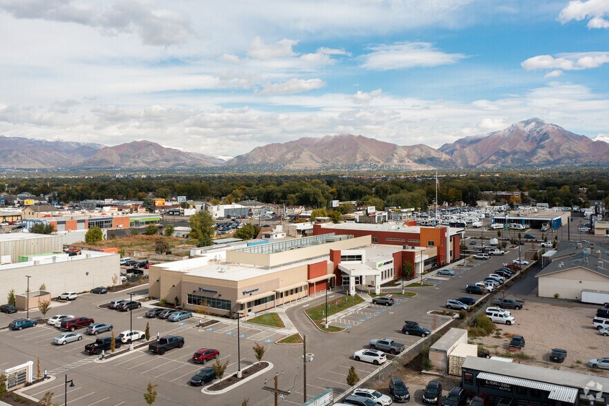 3702 S State St, South Salt Lake, UT à louer - Photo de l’immeuble – Image 3 sur 4