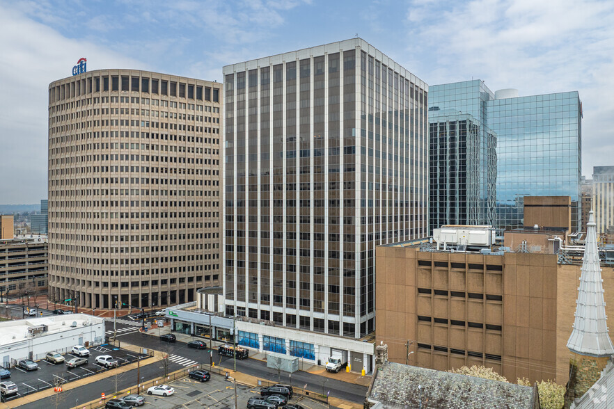 300 Delaware Ave, Wilmington, DE à louer - Photo de l’immeuble – Image 2 sur 5