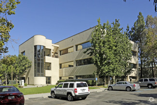 Plus de détails pour 2876 Sycamore Dr, Simi Valley, CA - Médical à louer