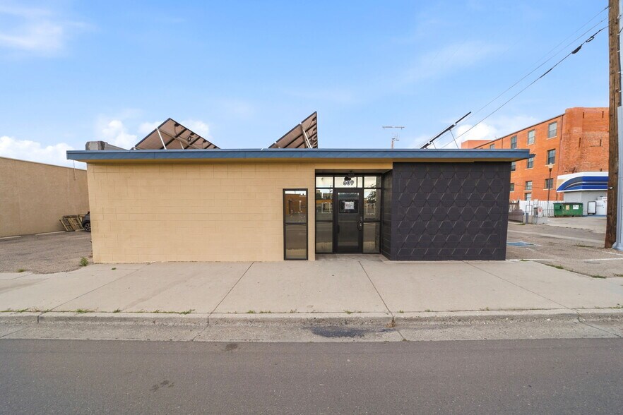 609 N Grand Ave, Pueblo, CO à vendre - Photo de l’immeuble – Image 1 sur 57