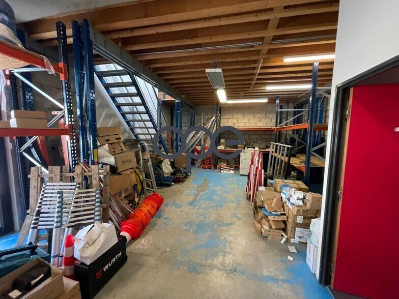Industriel/Logistique dans Gonesse à louer - Photo intérieure – Image 2 sur 7