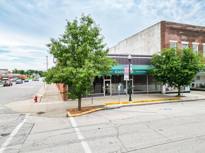 500 W Reed St, Moberly, MO à louer - Photo de l’immeuble – Image 2 sur 21
