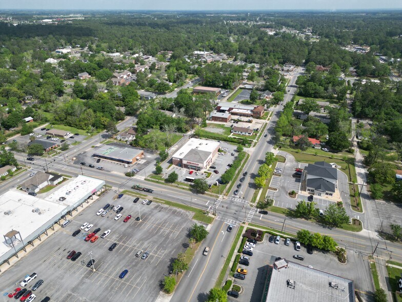 111 E 8th St, Tifton, GA à vendre - Photo de l’immeuble – Image 2 sur 7