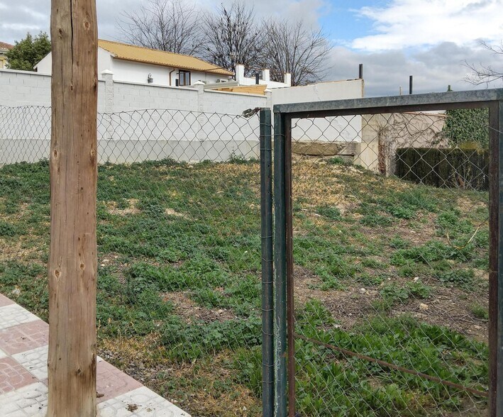 Terrain dans Pinos Puente, Granada à vendre - Photo de l’immeuble – Image 3 sur 16