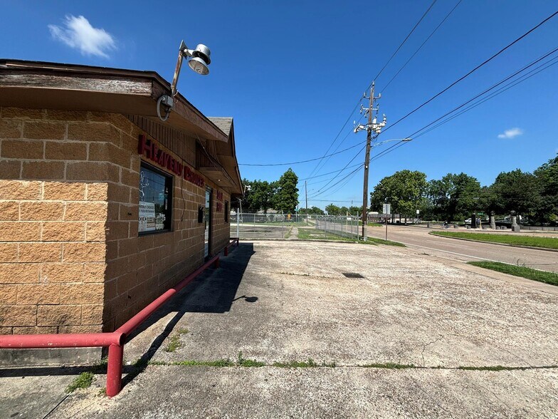3815 Cavalcade St, Houston, TX à vendre - Photo de l’immeuble – Image 3 sur 11