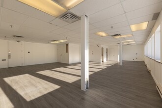 90 Rue Morgan, Baie-d'Urfé, QC à louer Photo intérieure– Image 2 sur 6