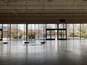 2720 Santa Rosa Ave, Santa Rosa, CA à louer Photo intérieure– Image 2 sur 6