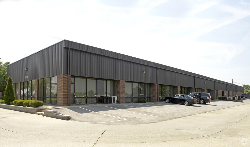 18118 Chesterfield Airport Rd, Chesterfield, MO à louer - Photo de l’immeuble – Image 2 sur 5