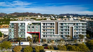 Plus de détails pour 7141-7155 Santa Monica Blvd, West Hollywood, CA - Local commercial à louer