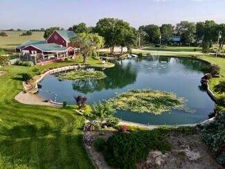 Plus de détails pour 505 Meridian Rd, Miltonvale, KS - Hôtellerie à vendre