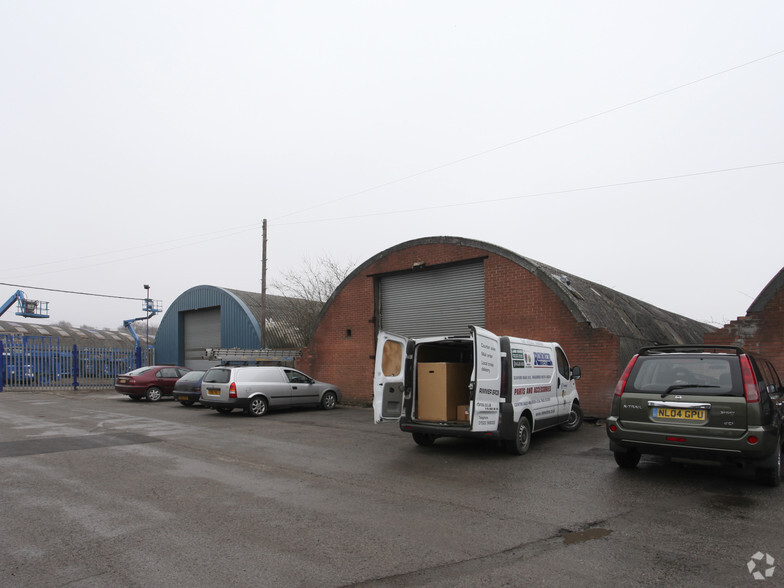 Boughton Industrial Estate, Boughton à vendre - Photo de l’immeuble – Image 1 sur 2