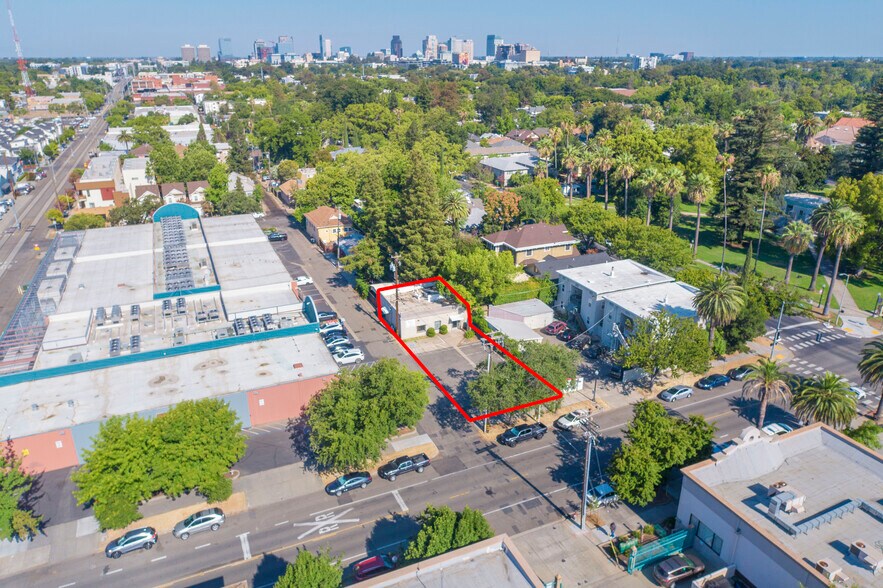 1714 28th St, Sacramento, CA à louer - Aérien – Image 3 sur 3