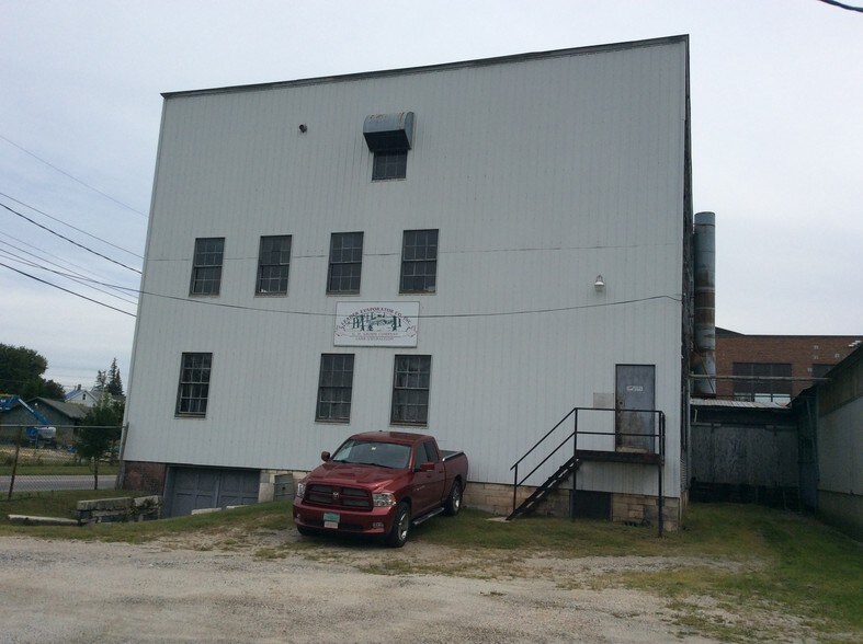 2 Pine St, Rutland, VT à vendre - Photo de l’immeuble – Image 3 sur 7