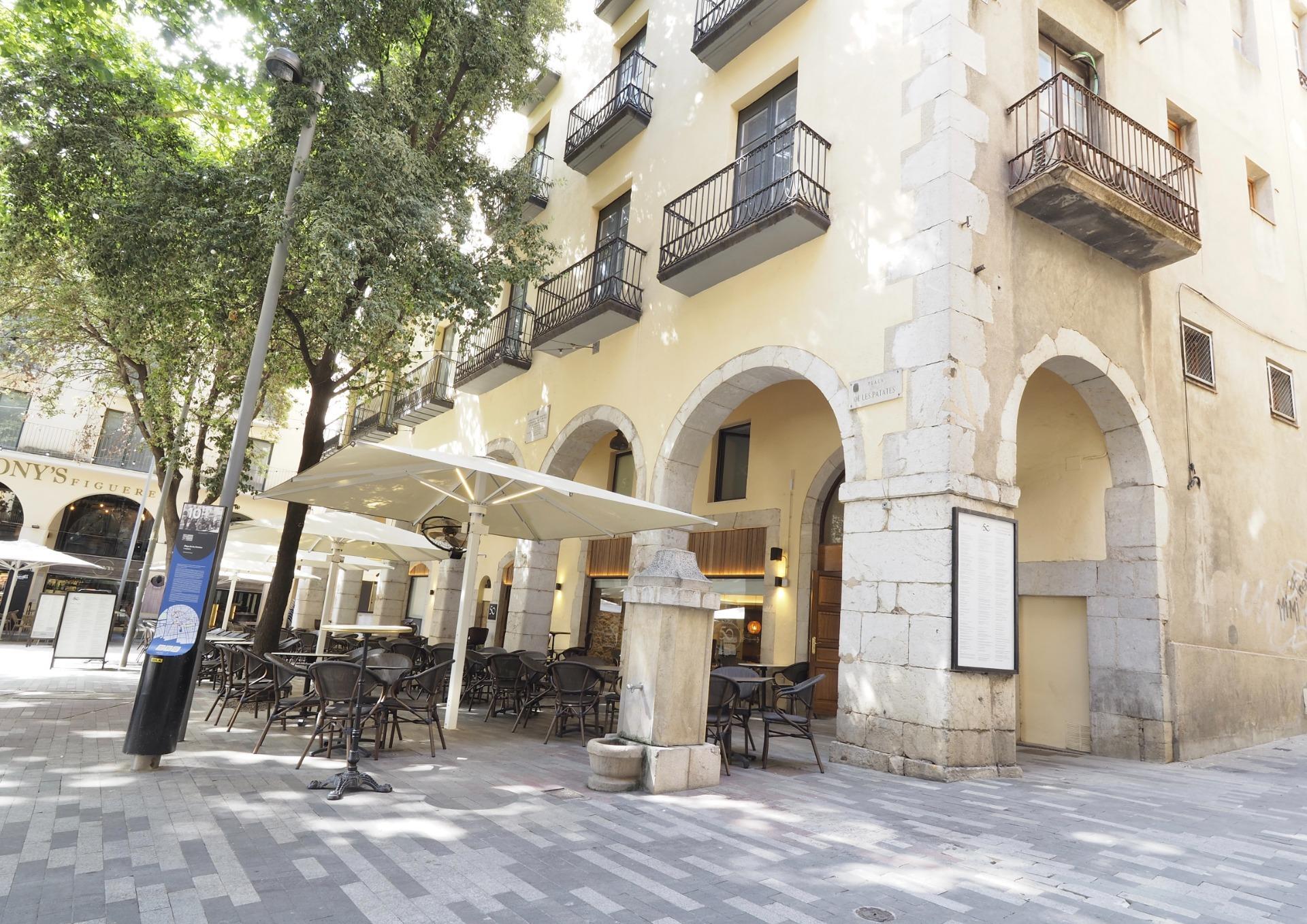 Local commercial dans Figueres, Gerona à louer Photo intérieure– Image 1 sur 28