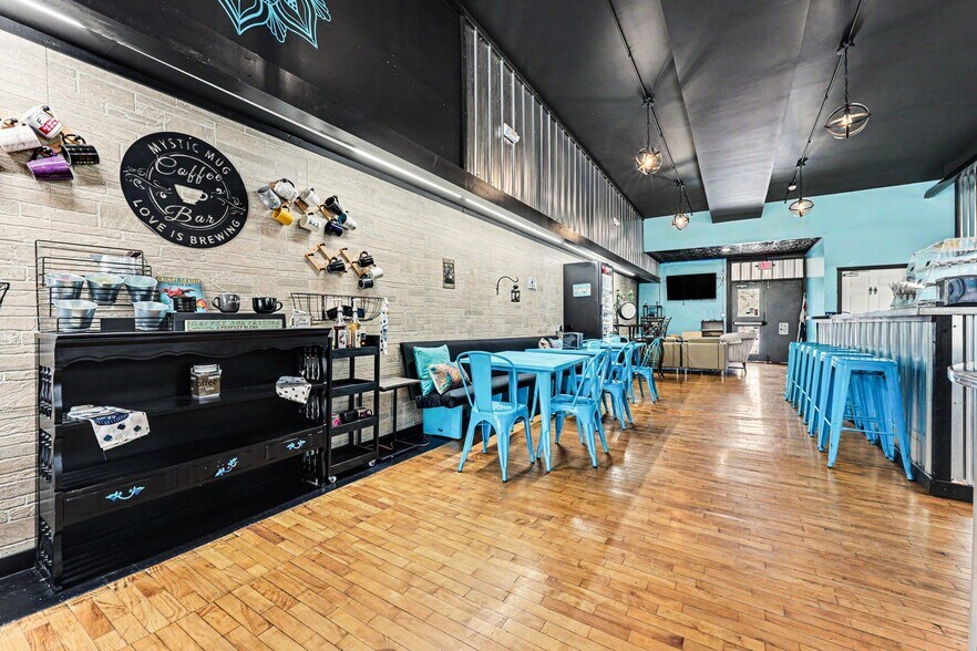 7 E Muskegon St, Kent City, MI à louer - Photo de l’immeuble – Image 3 sur 23