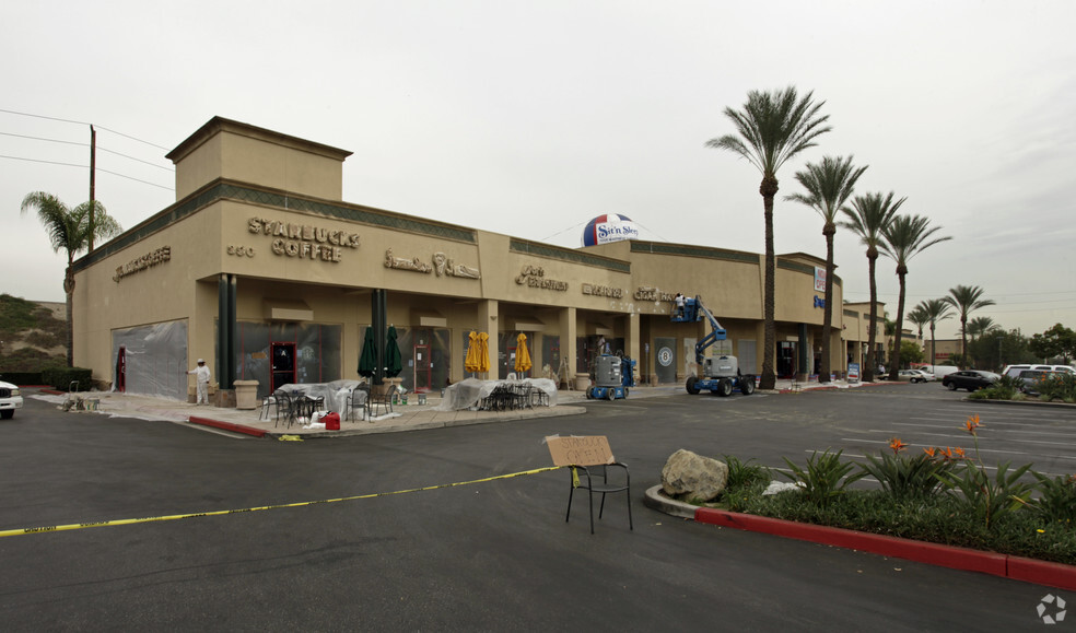 990 Ontario Mills Dr, Ontario, CA à louer - Photo de l’immeuble – Image 2 sur 7