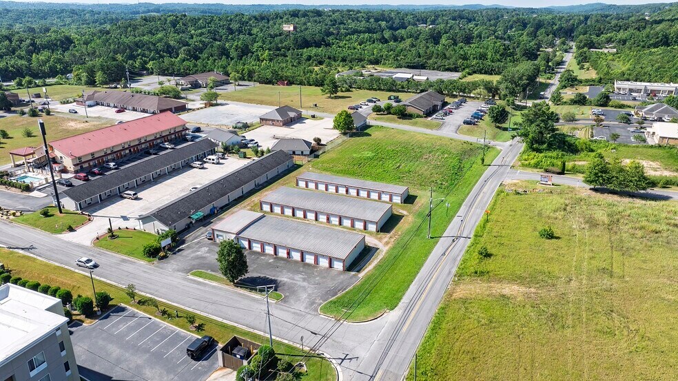 191 Bernham Dr, Cleveland, TN à vendre - Photo de l’immeuble – Image 2 sur 28