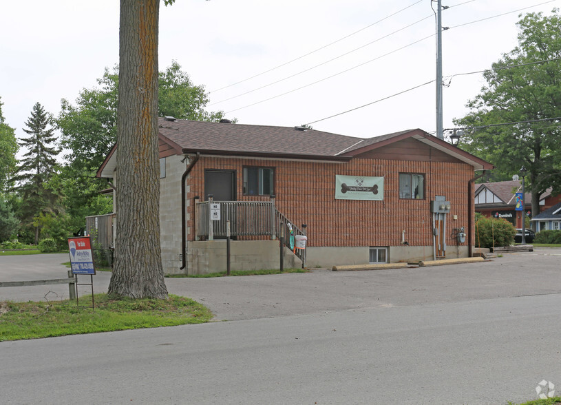 1456 Mosley St, Wasaga Beach, ON à vendre - Photo de l’immeuble – Image 2 sur 2