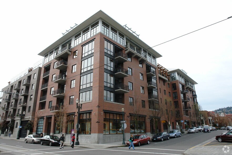 1030 NW Johnson St, Portland, OR à louer - Photo de l’immeuble – Image 2 sur 7