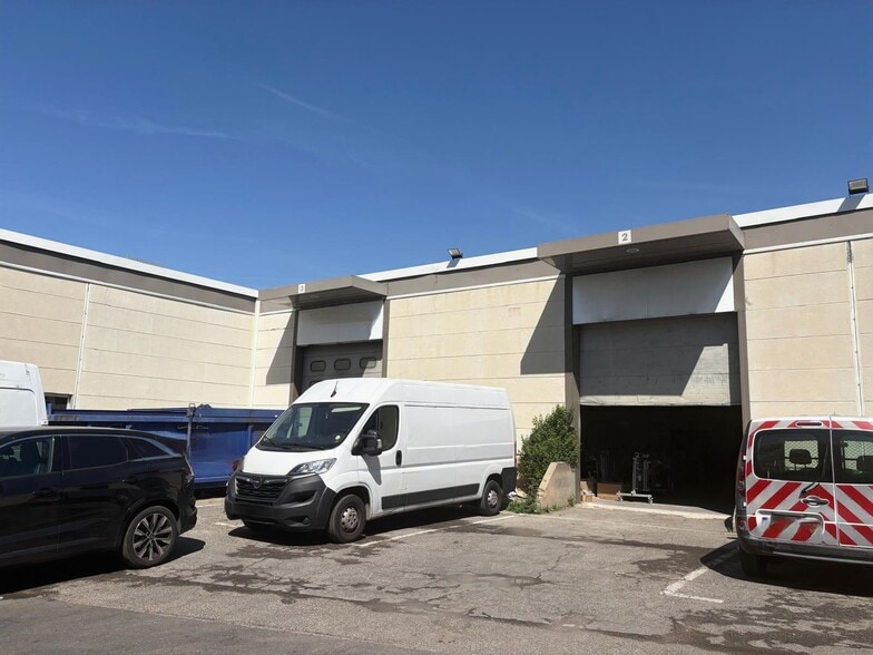 116 Boulevard de la Pomme, Marseille à louer - Photo de l’immeuble – Image 3 sur 10