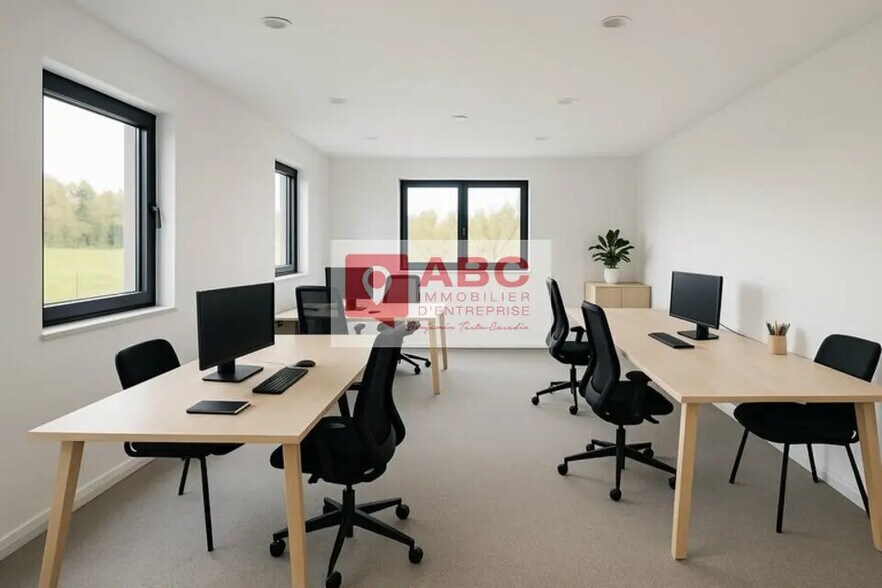 Bureau dans Toulouges à louer - Photo de l’immeuble – Image 1 sur 4