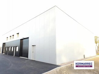 Plus de détails pour Local d'activités à louer