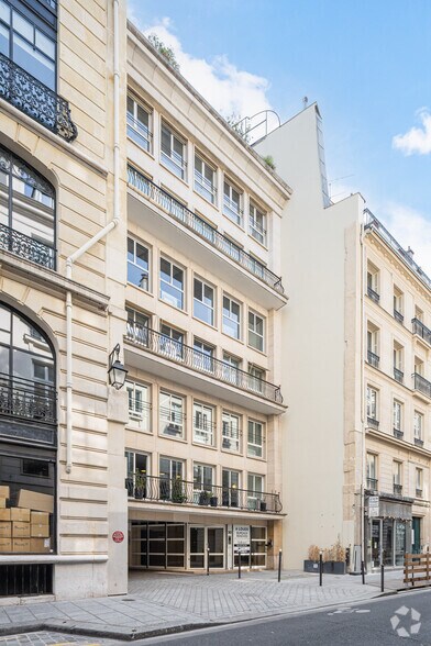 30 Rue Notre-Dame Des Victoires, Paris à louer - Photo de l’immeuble – Image 2 sur 9