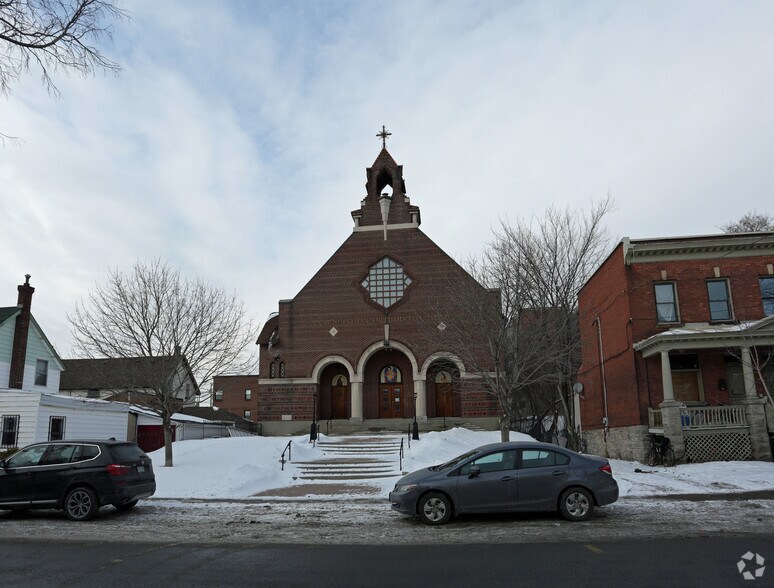 15 Lebreton St N, Ottawa, ON à louer - Photo principale – Image 1 sur 3