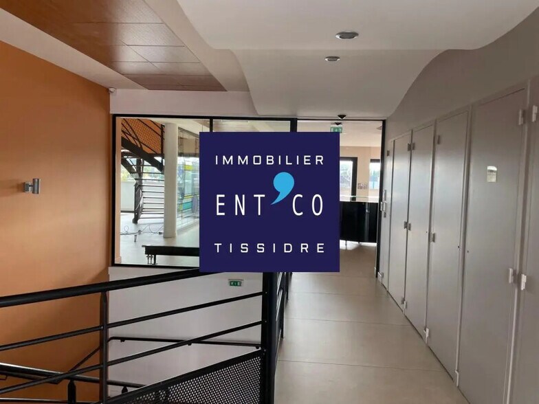 Bureau dans Boé à louer - Photo de l’immeuble – Image 2 sur 28