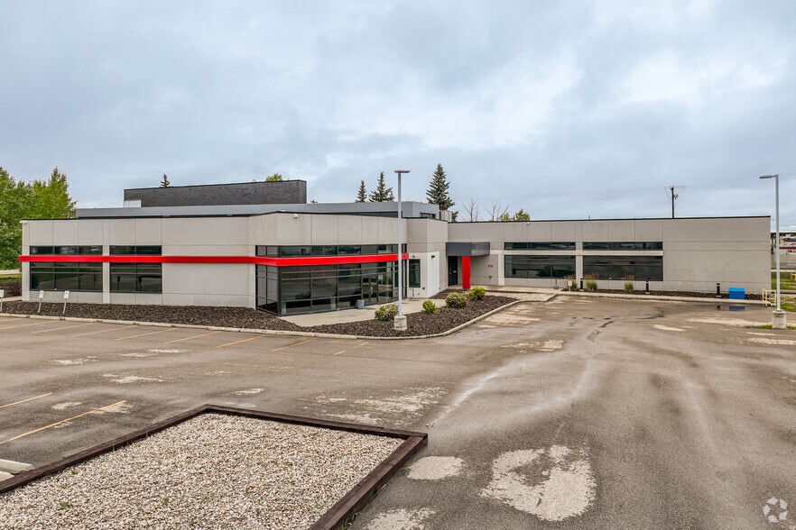 1205 5th St, Nisku, AB à vendre - Photo principale – Image 1 sur 5