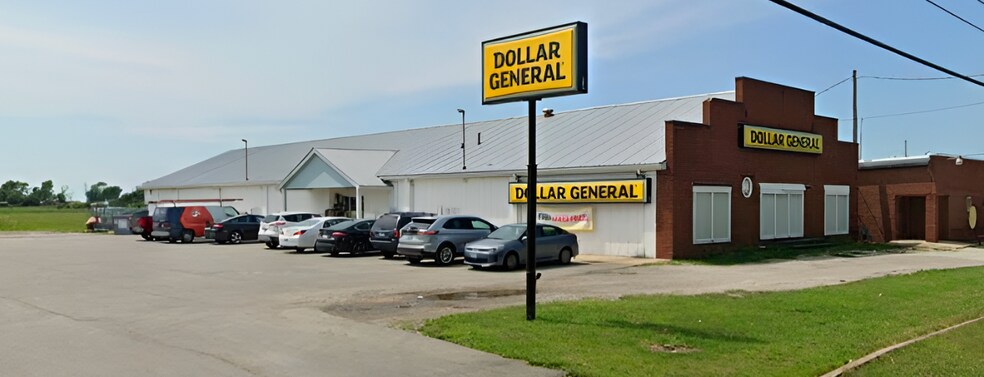 700 S Sycamore St, Villa Grove, IL à vendre - Photo de l’immeuble – Image 2 sur 2