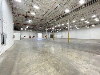 Plus de détails pour 15 Tarkett Dr, New Windsor, NY - Industriel/Logistique à louer
