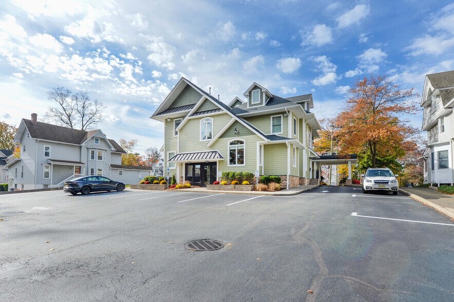 145 Prospect St, Ridgewood, NJ à louer - Photo de l’immeuble – Image 2 sur 5