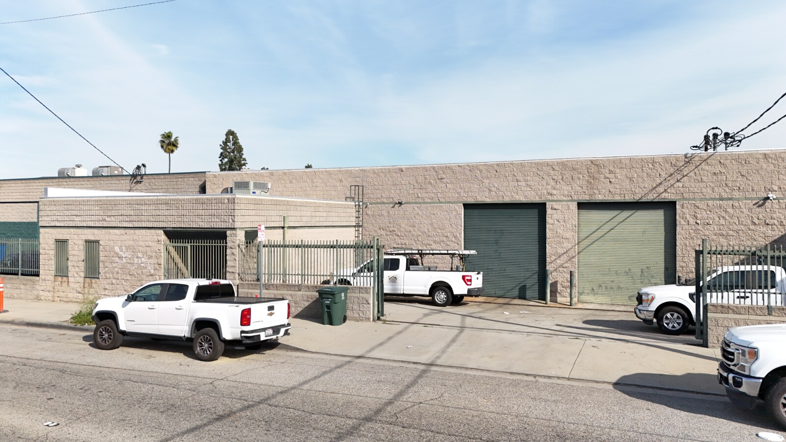 12900-12908 S Main St, Los Angeles, CA à louer Photo principale– Image 1 sur 4