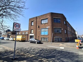 Plus de détails pour 461 St. Saviours Rd, Leicester - Industriel/Logistique à louer