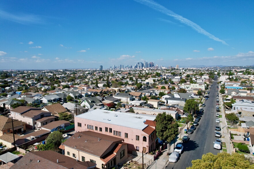 3160 1/2 Fairmount St, Los Angeles, CA à vendre - Photo de l’immeuble – Image 3 sur 13