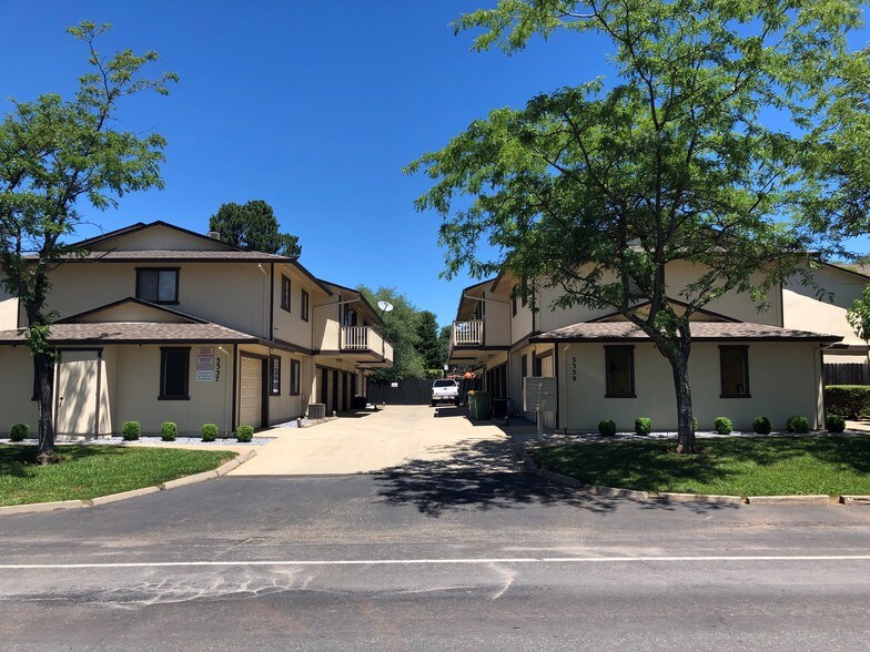 3337 La Canada Dr, Cameron Park, CA à vendre - Photo de l’immeuble – Image 3 sur 97