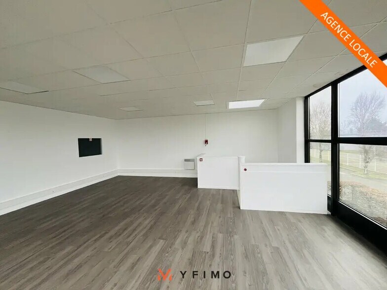 Local d’activités dans Coignières à louer - Photo intérieure – Image 3 sur 4