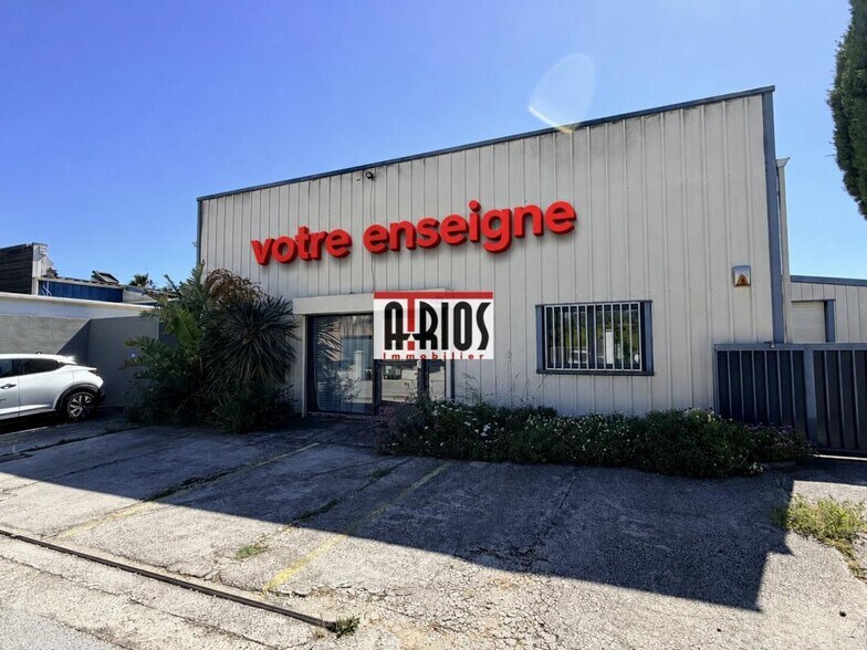 Local d’activités dans Carqueiranne à louer - Photo de l’immeuble – Image 1 sur 11