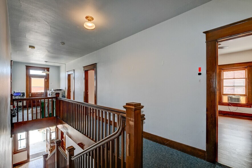 202 N Marina St, Prescott, AZ à louer - Photo de l’immeuble – Image 3 sur 10