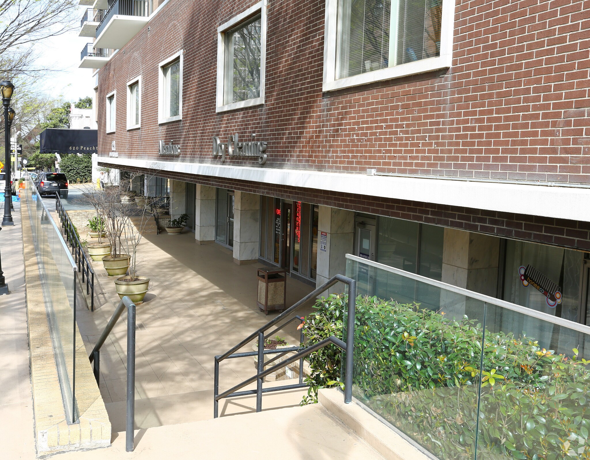 620 Peachtree St NE, Atlanta, GA à louer Photo principale– Image 1 sur 14