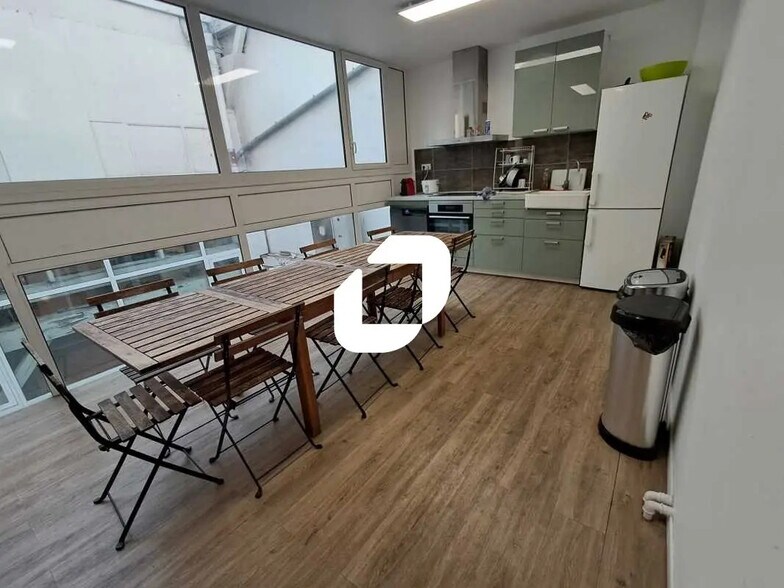 Bureau dans Montrouge à louer - Photo de l’immeuble – Image 3 sur 4