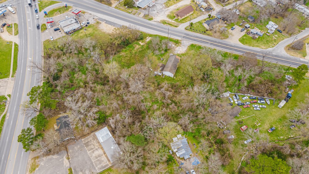 218 Highway 30, Huntsville, TX à vendre - Aérien – Image 2 sur 7