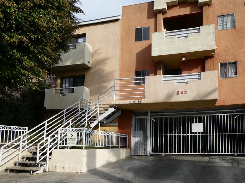 542 N Normandie Ave, Los Angeles, CA à vendre - Photo de l’immeuble – Image 2 sur 11