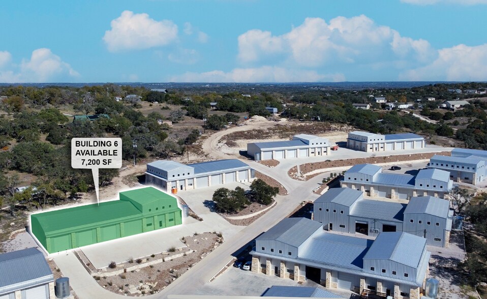 4955 Bell Springs Rd, Dripping Springs, TX à louer - Photo de l’immeuble – Image 2 sur 5