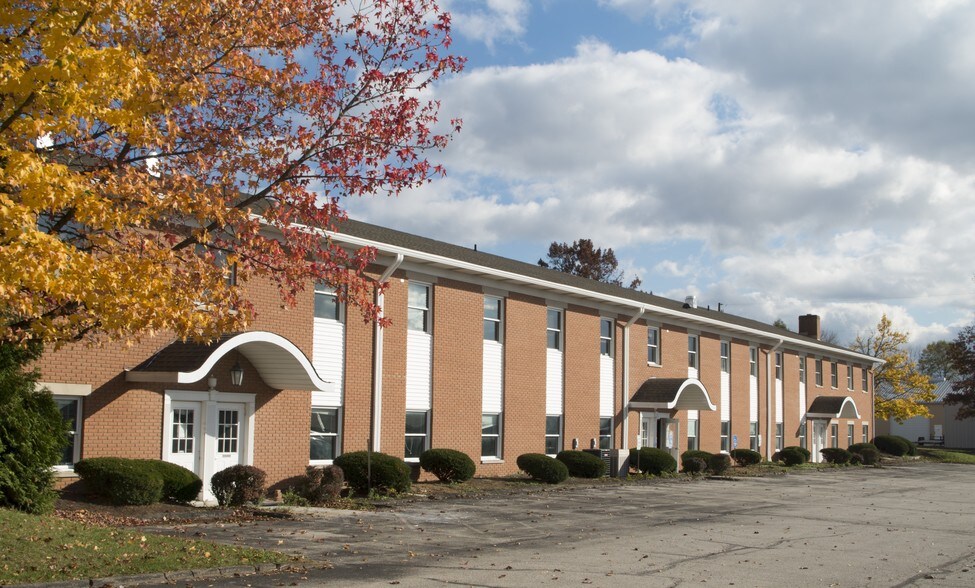 2375 Benden Dr, Wooster, OH à louer - Photo de l’immeuble – Image 2 sur 3