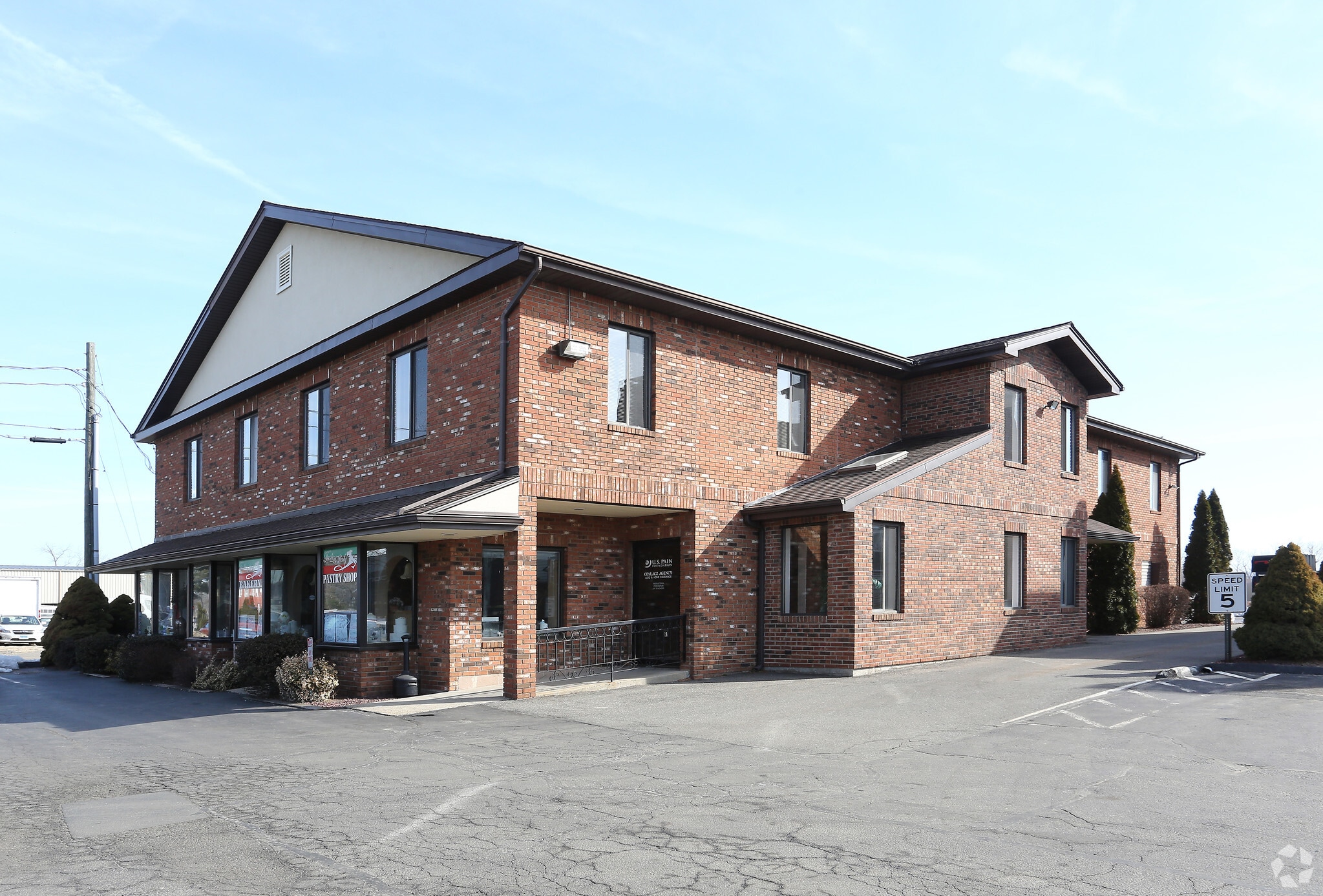 660-670 Newfield St, Middletown, CT à louer Photo principale– Image 1 sur 6
