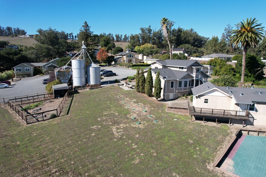 365 Kuck Ln, Petaluma, CA à vendre - Photo principale – Image 1 sur 30